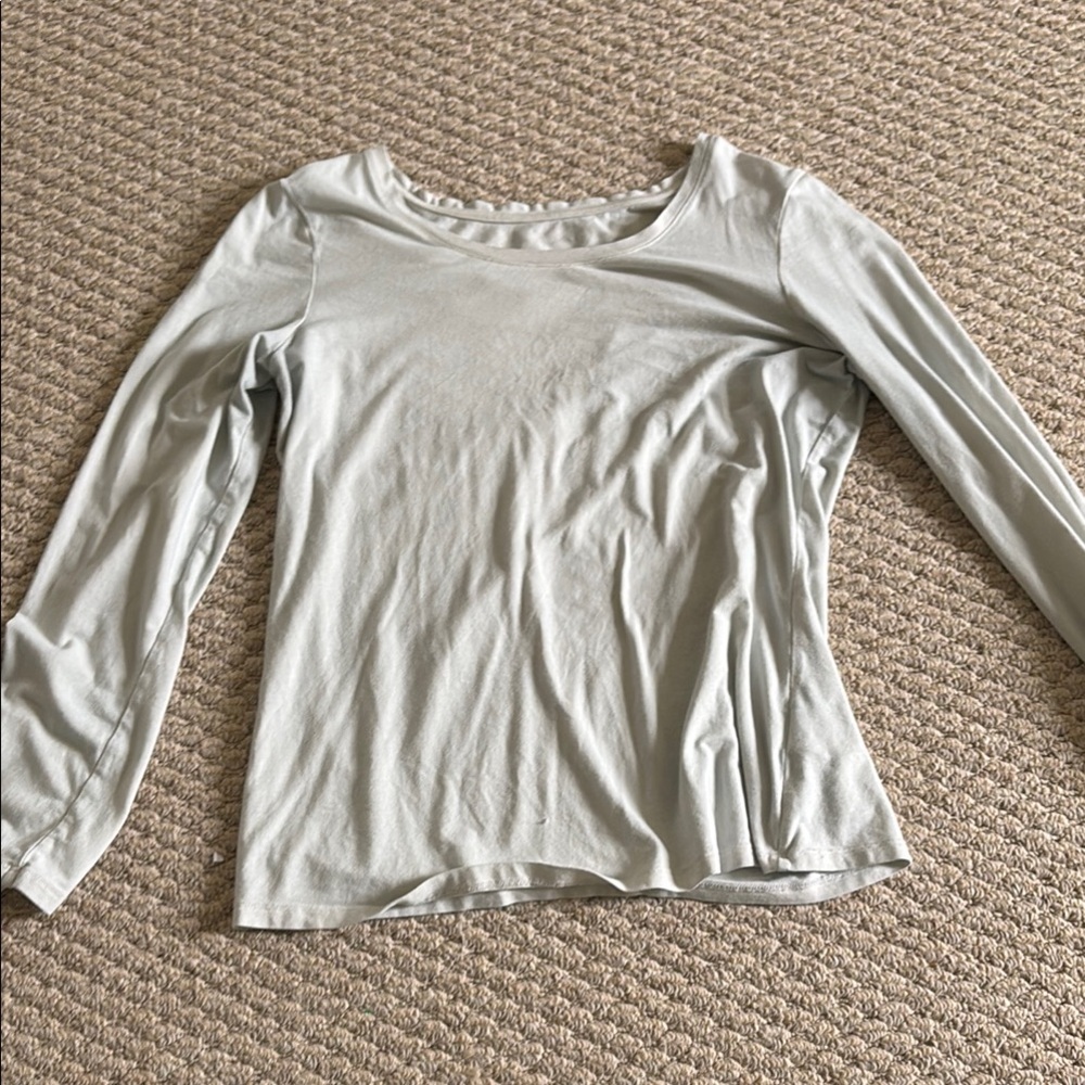 Tahari Cream Fitted Blouse with Gray Accents